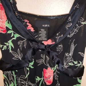 Elegant tie back floral tank